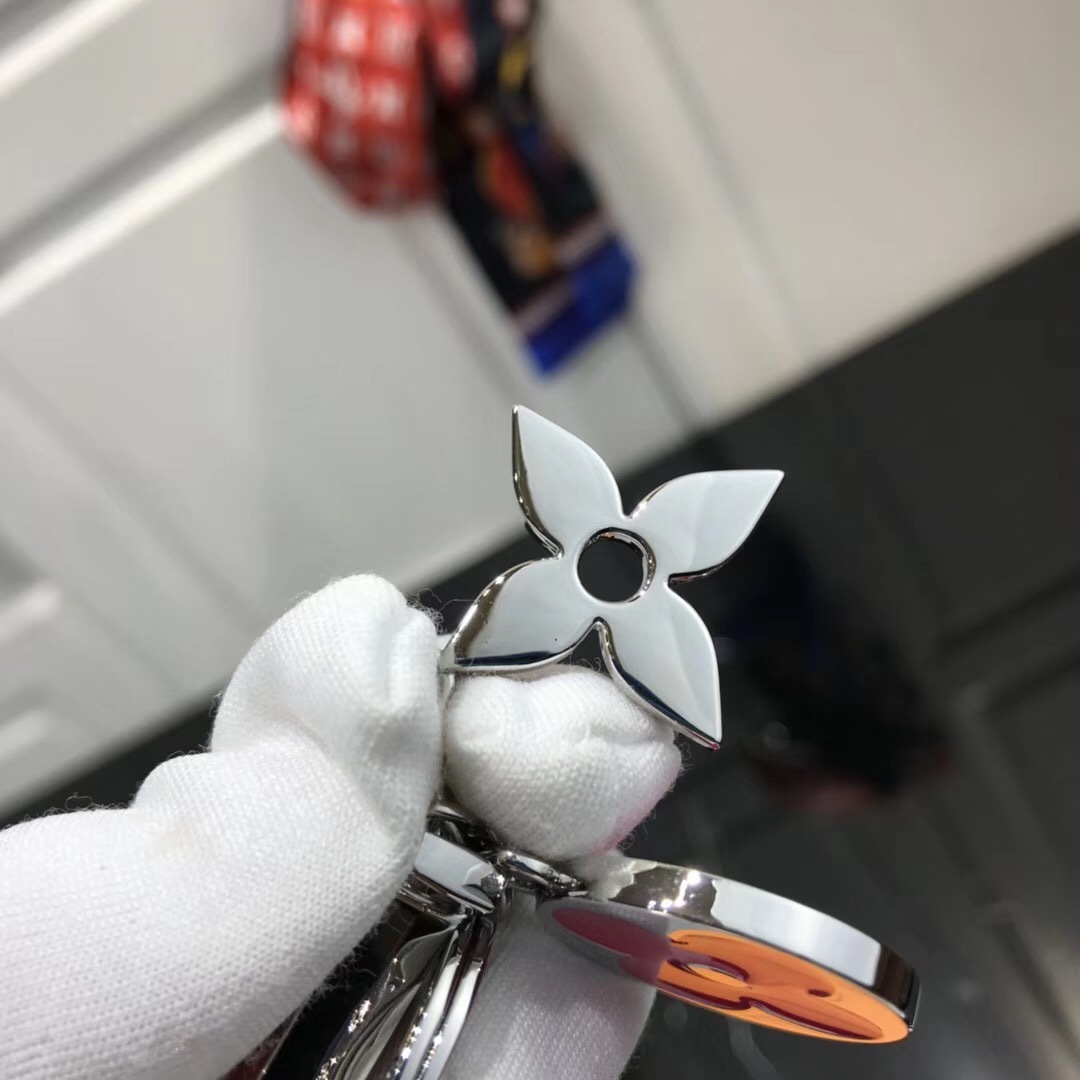 LV BAG CHARM AND KEY HOLDER M67286