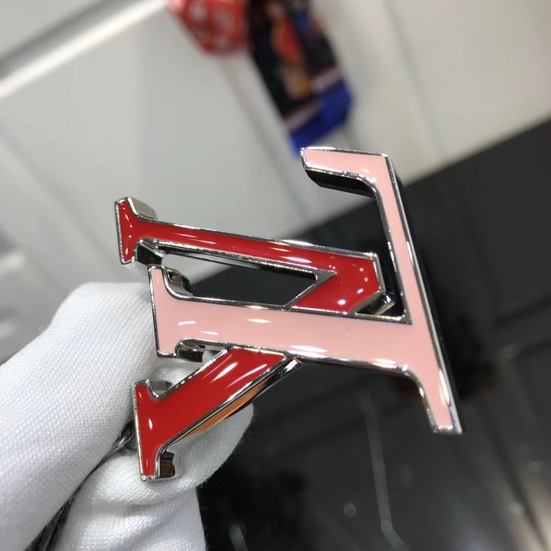 LV BAG CHARM AND KEY HOLDER M67286