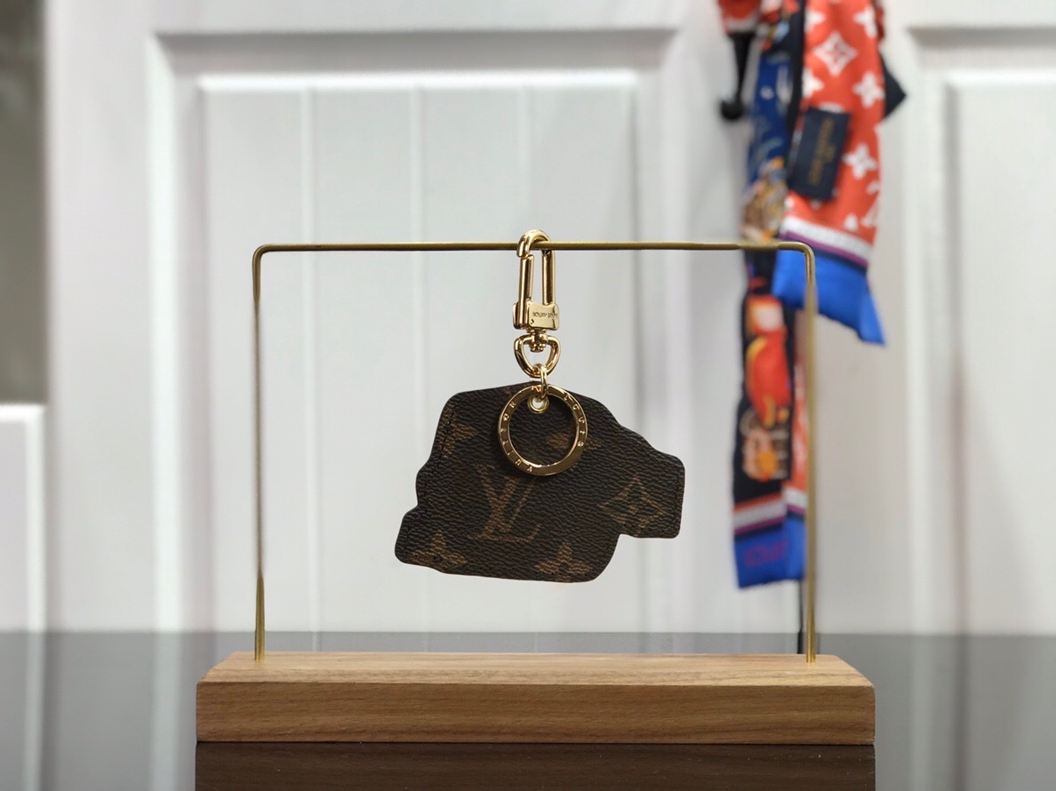 LV BAG CHARM AND KEY HOLDER M68865