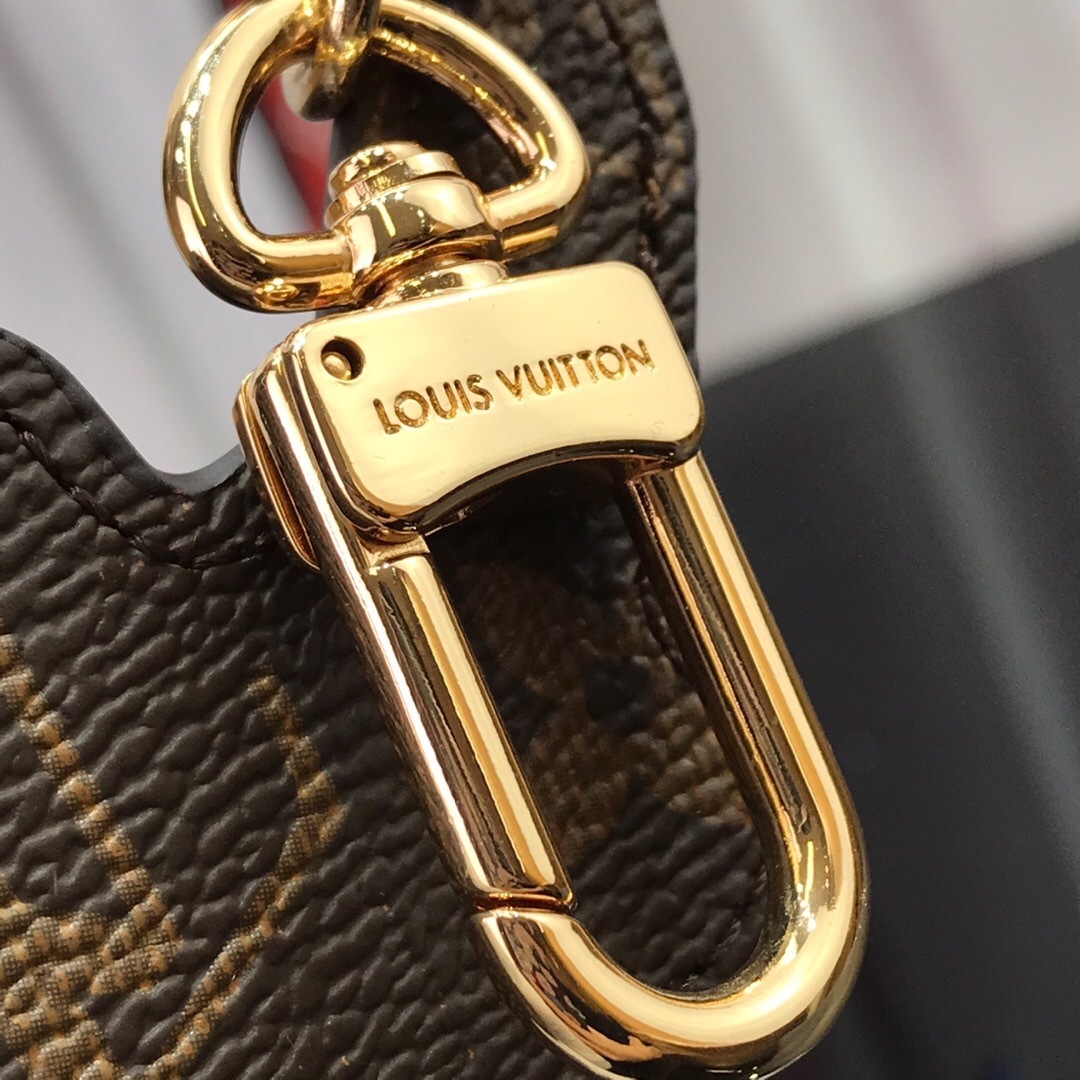 LV BAG CHARM AND KEY HOLDER M68865