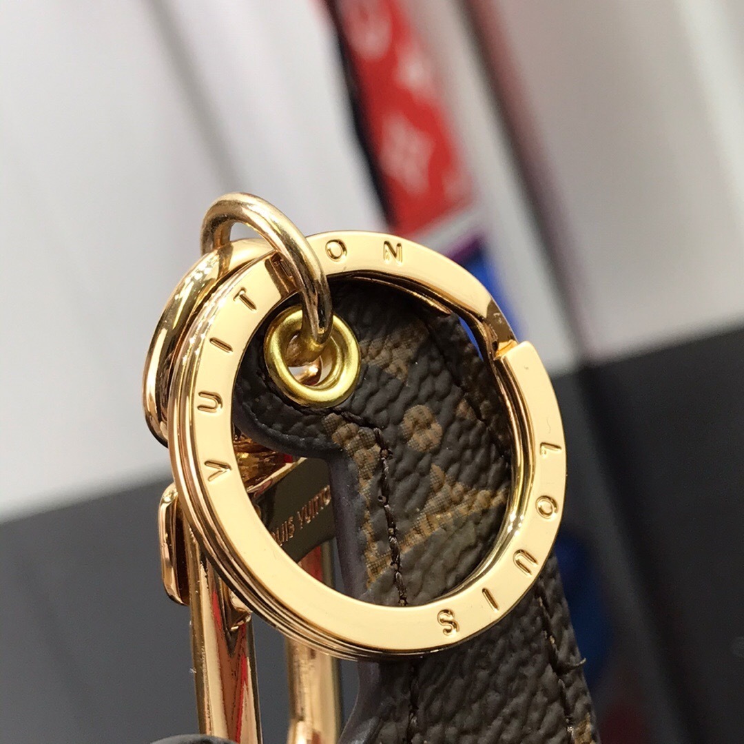 LV BAG CHARM AND KEY HOLDER M68865