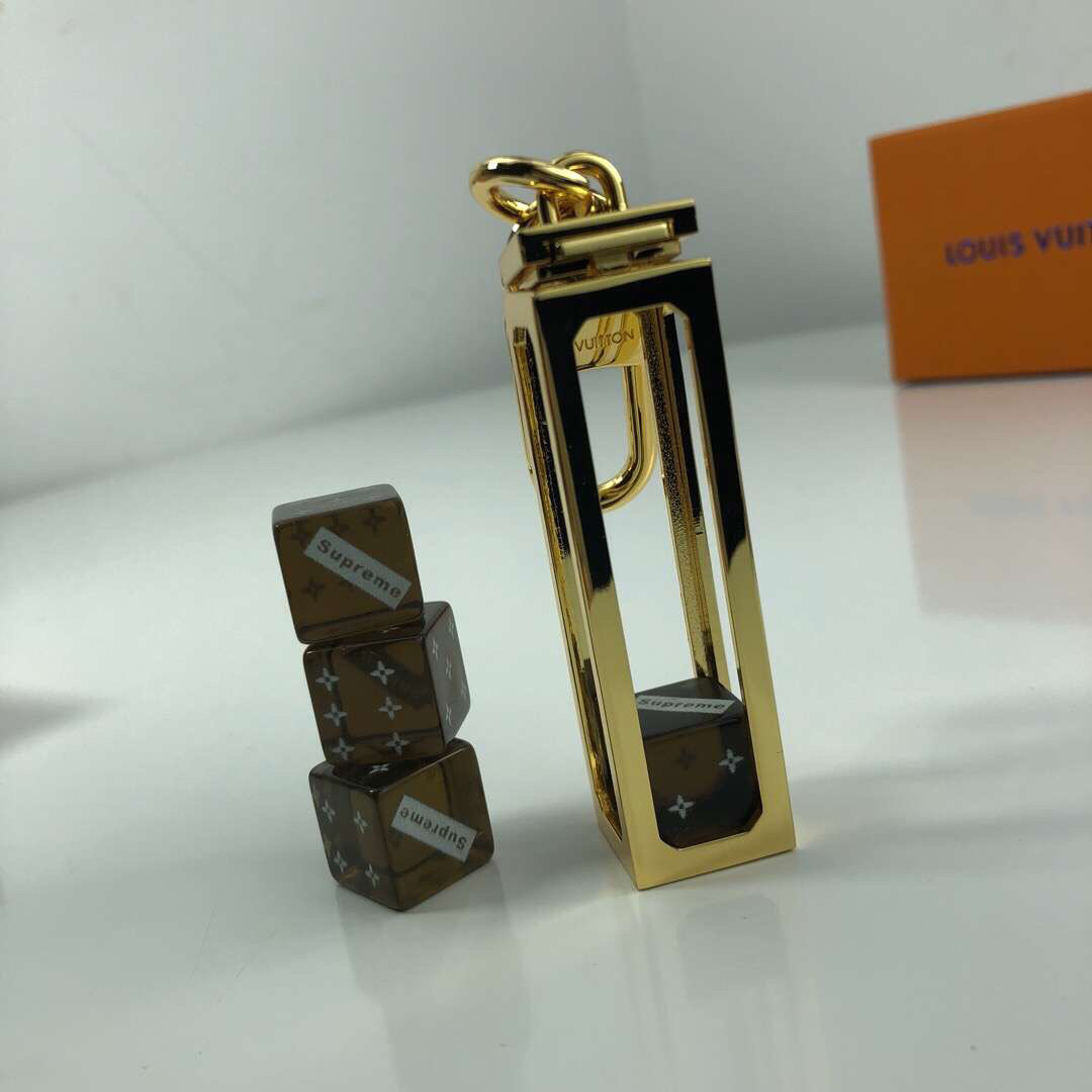 LV BAG CHARMS AND KEY CHAINS MP2072