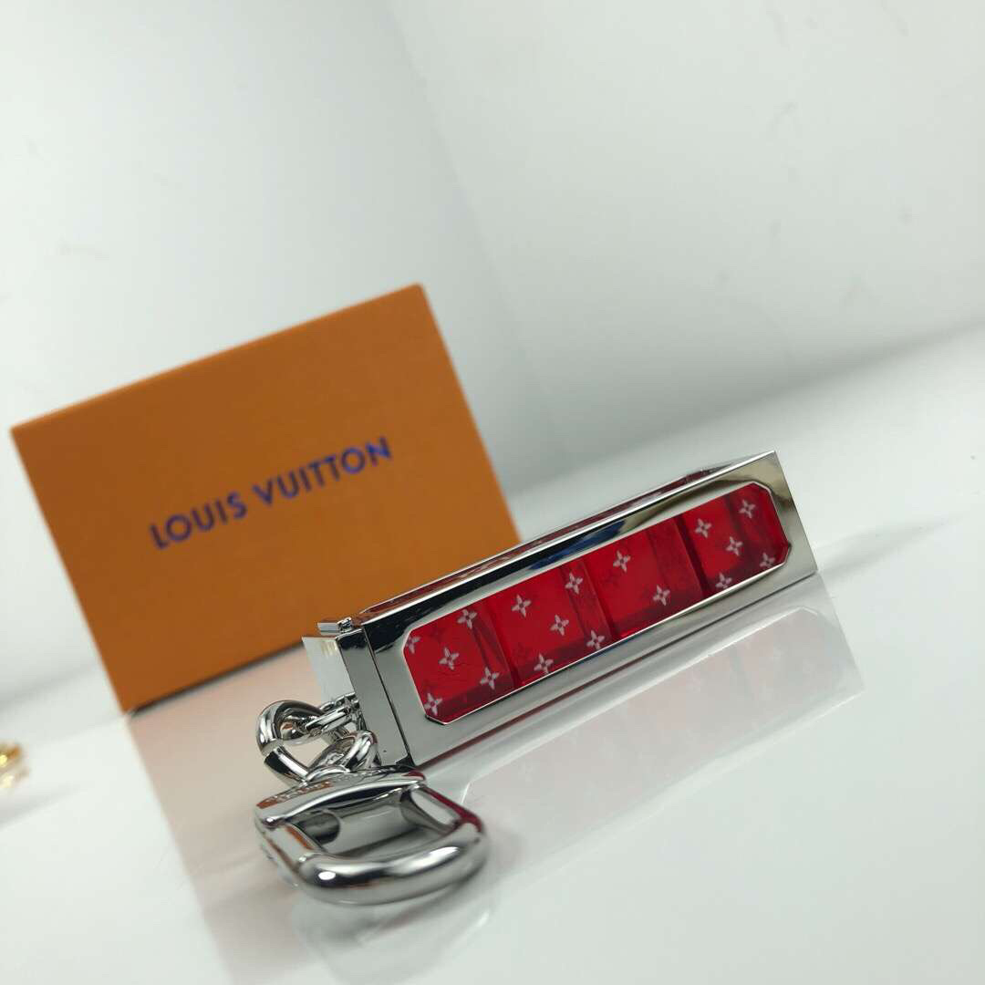 LV BAG CHARMS AND KEY CHAINS MP2072