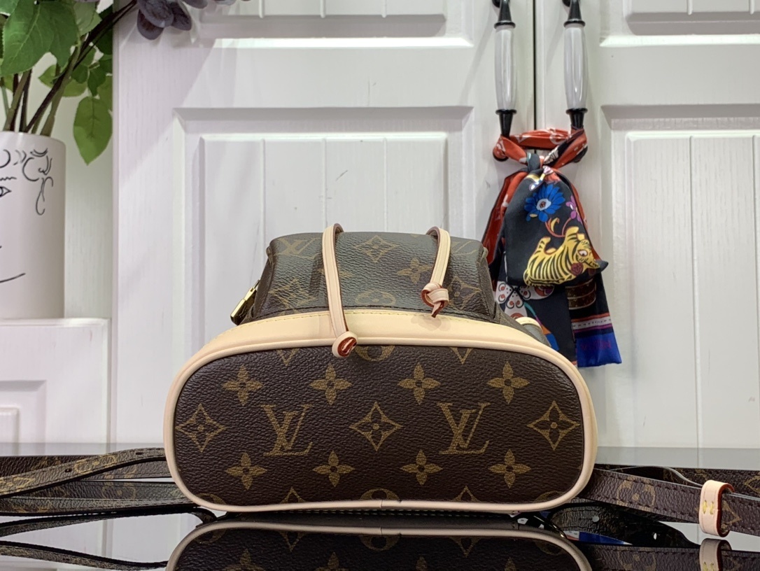 LV Bakcpack m11199 
