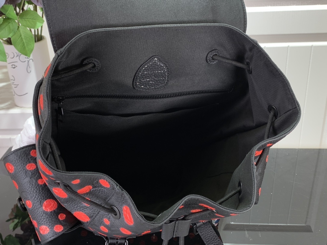 LV Bakcpack m21978