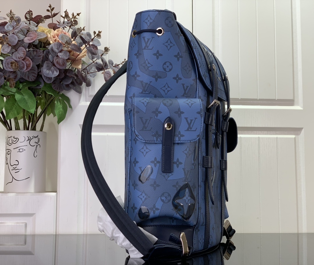 LV Bakcpack m22636 