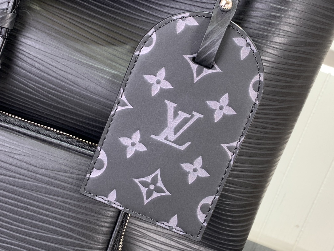 LV Bakcpack M23099