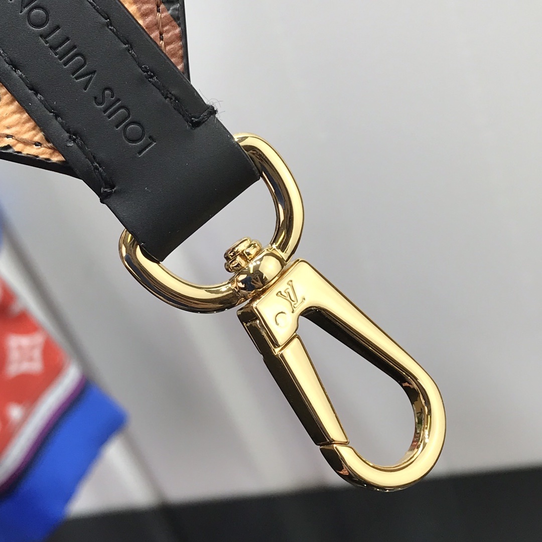 LV BANDOULIERE J02455 