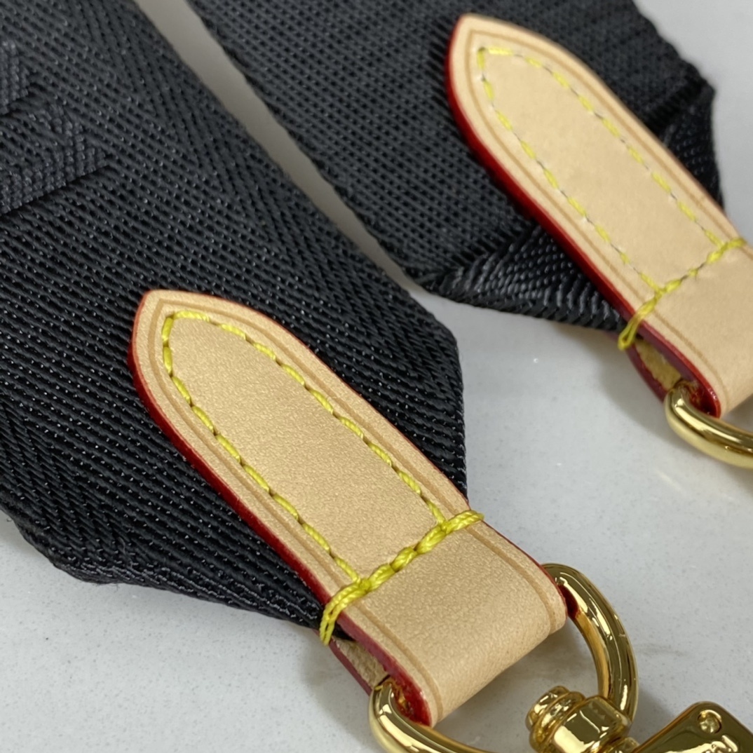 LV BANDOULIERE J02487 