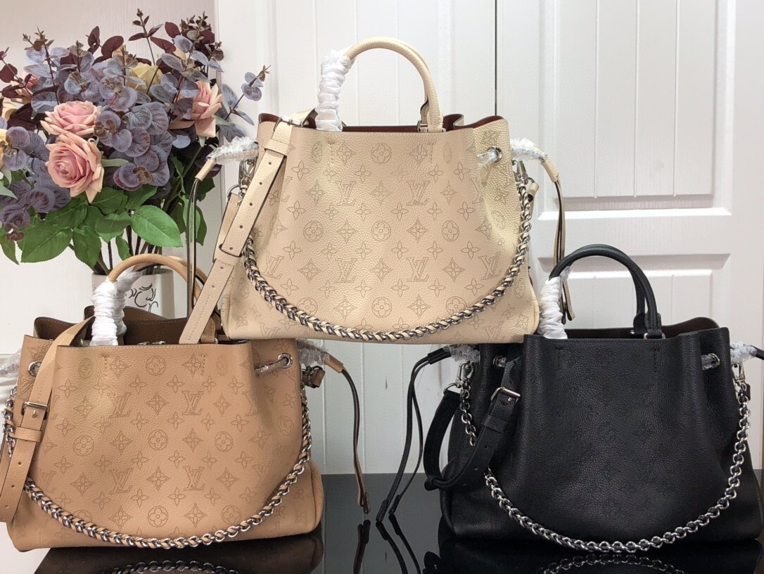 LV BELLA TOTE M59200