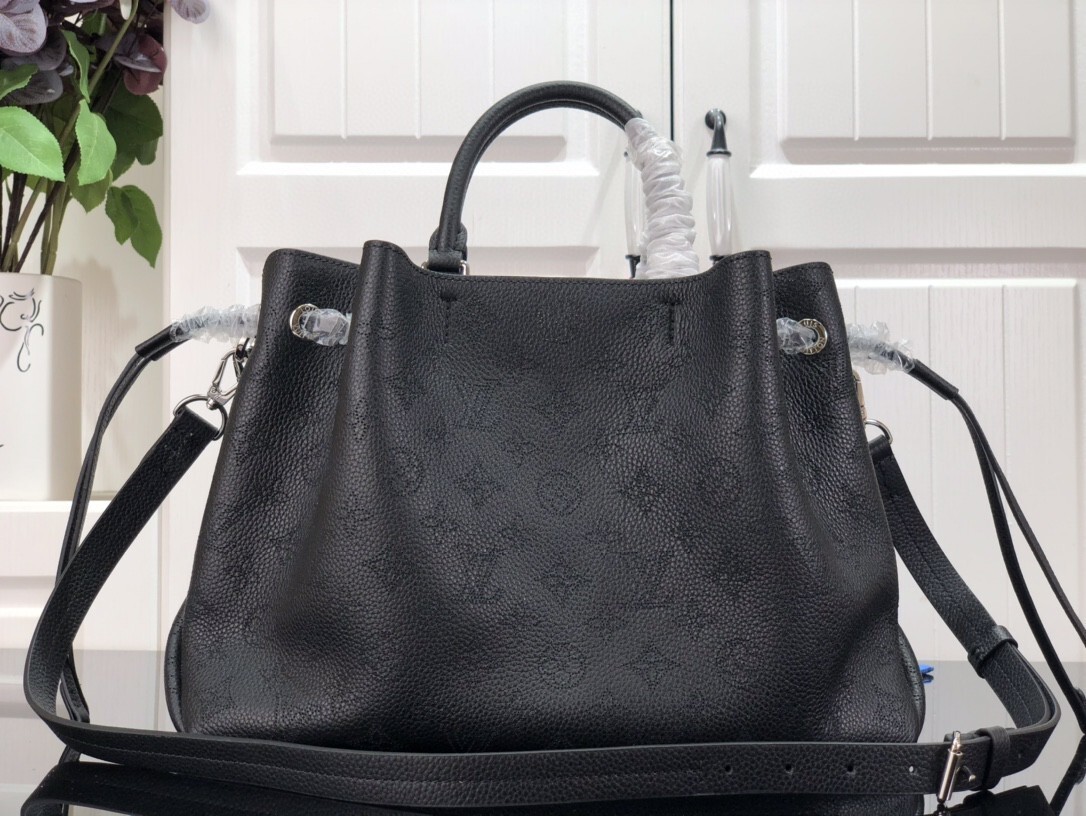 LV BELLA TOTE M59200