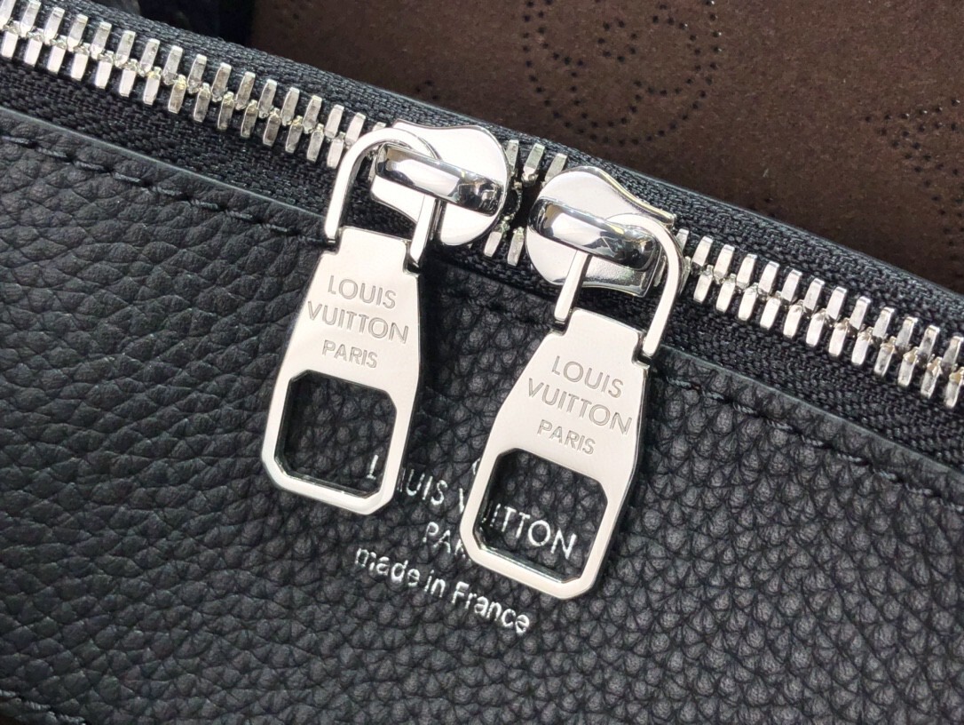 LV BELLA TOTE M59200