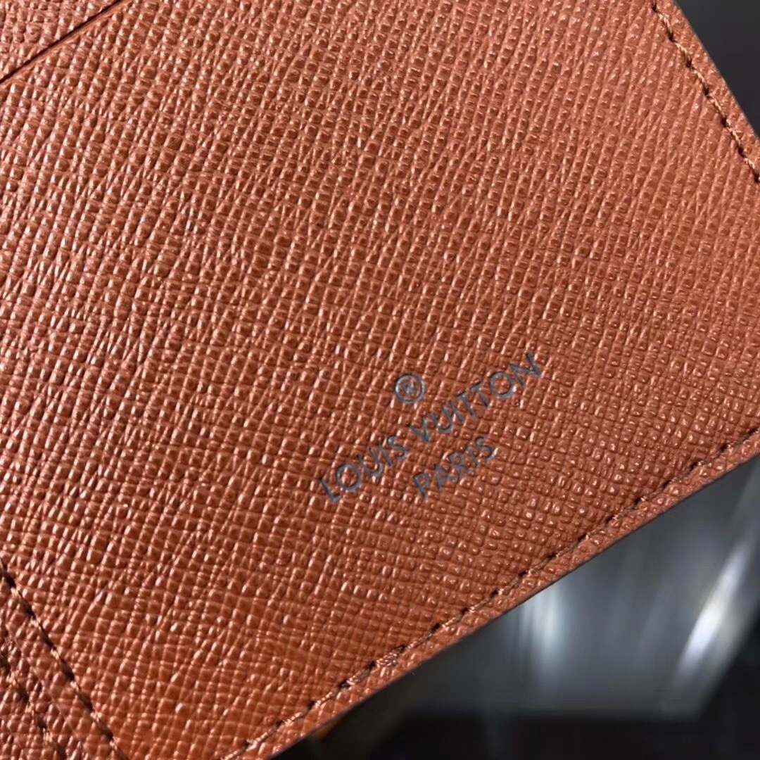 LV BERAZZA wallet M67823