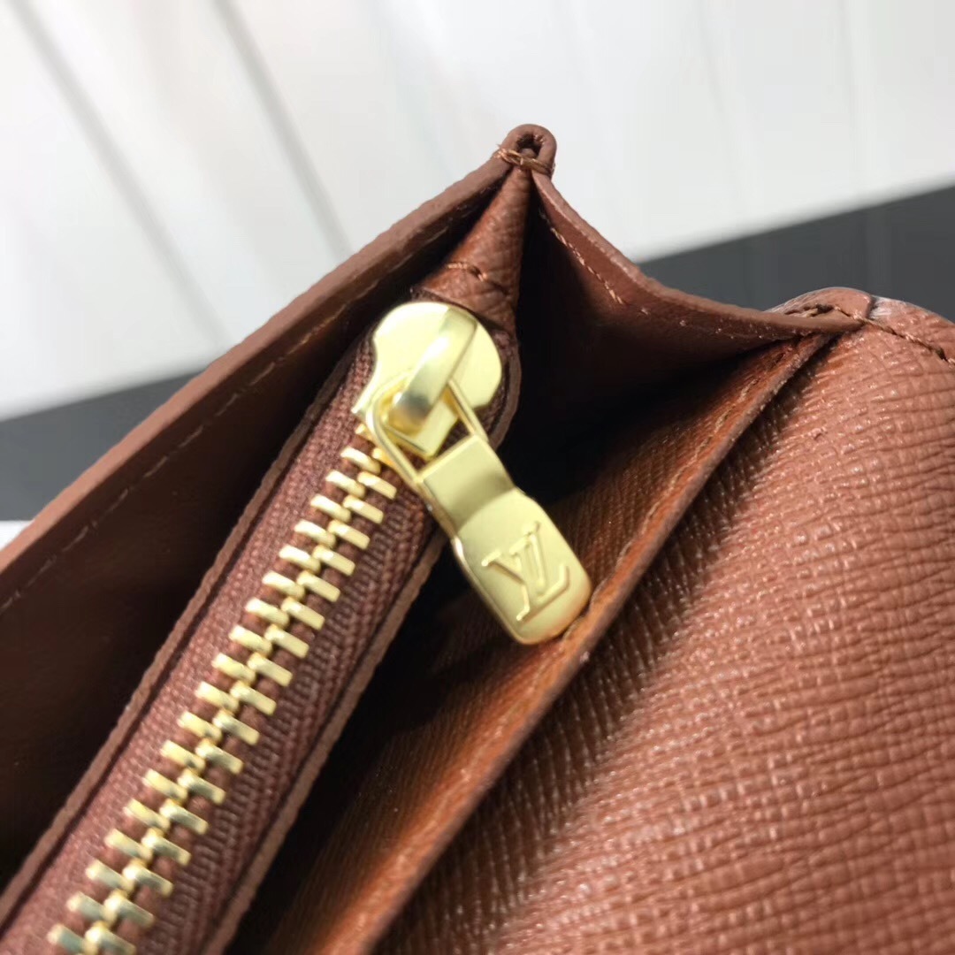 LV BERAZZA wallet M67823