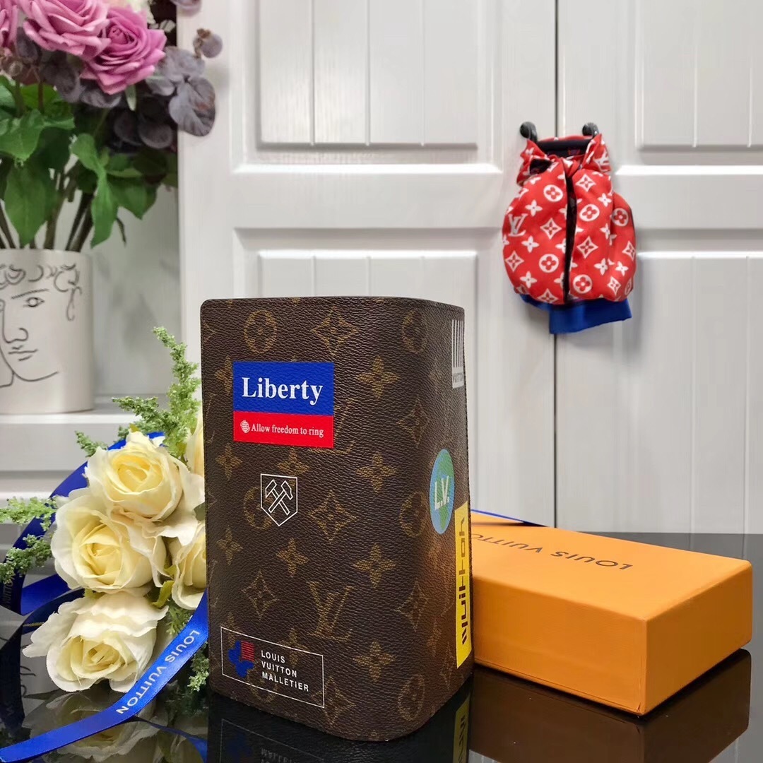 LV BERAZZA wallet M67823