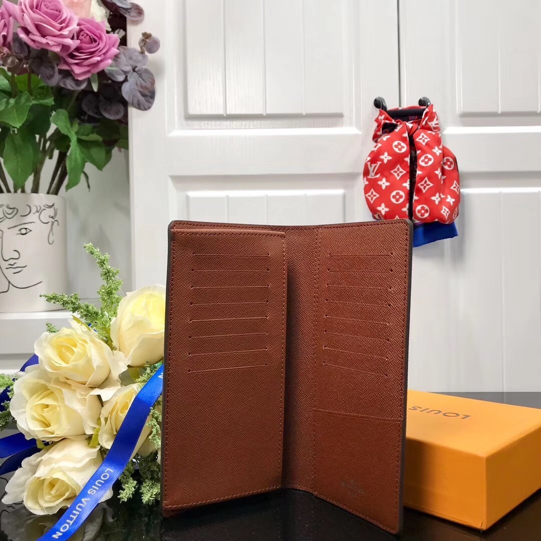 LV BERAZZA wallet M67823