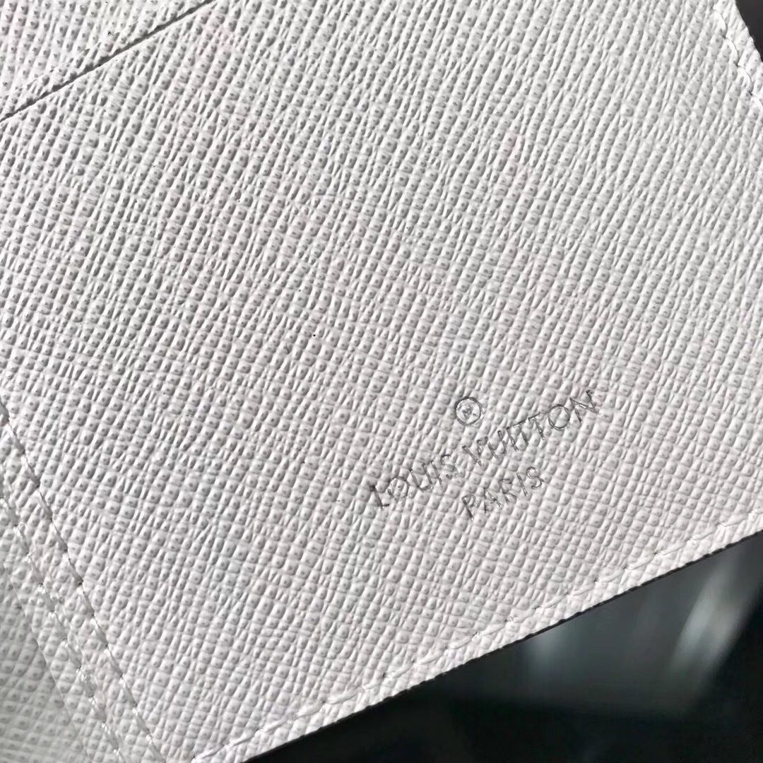 LV BERAZZA wallet M67823