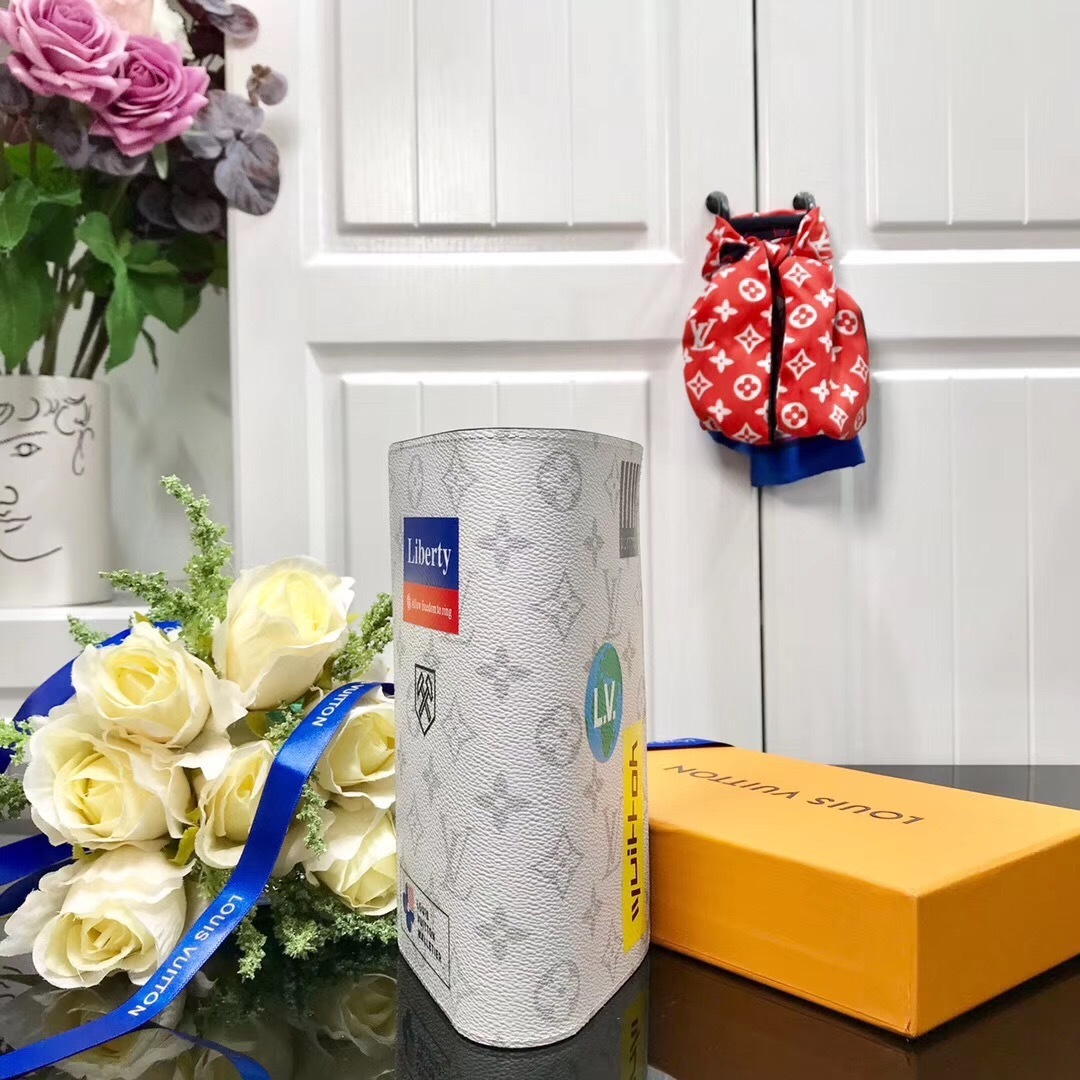 LV BERAZZA wallet M67823