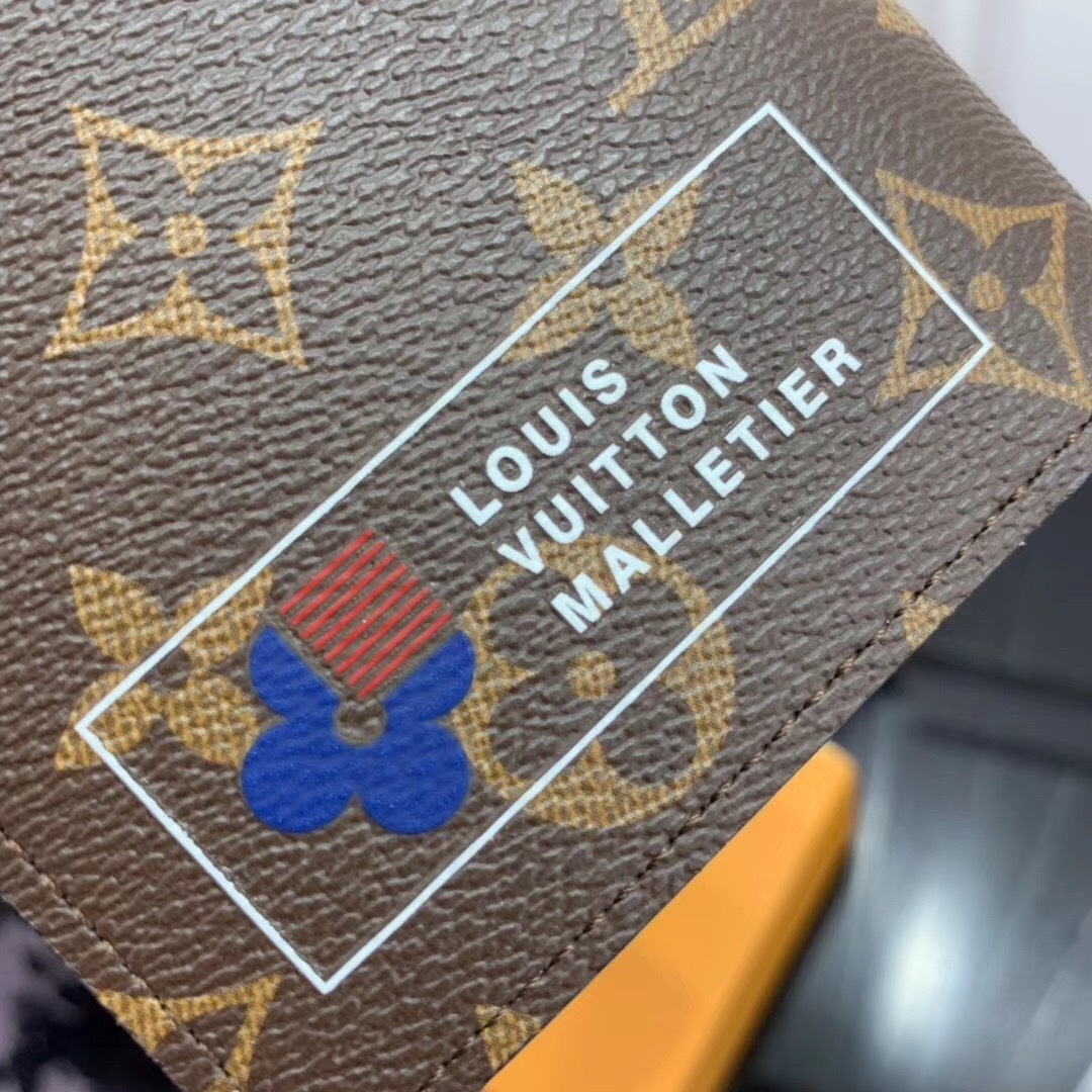 LV BERAZZA wallet M67823