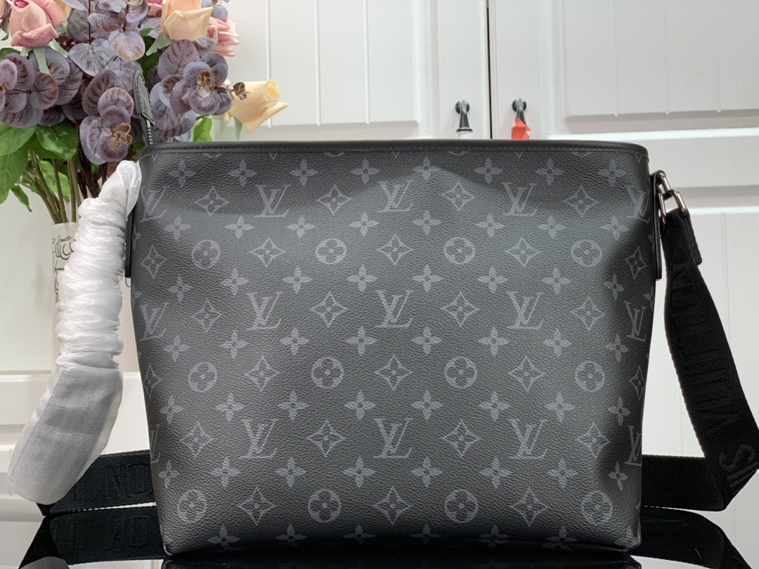 LV BESACE ZIPPEE BAG M45216
