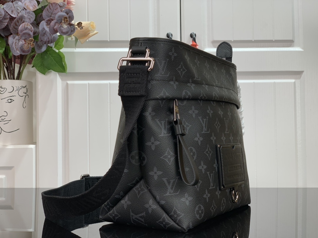 LV BESACE ZIPPEE BAG M45216