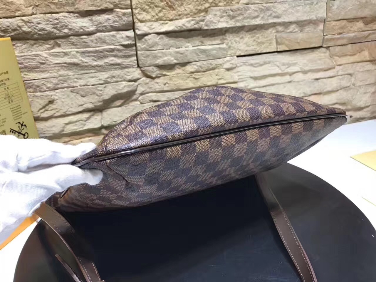 LV BLOOMSBURY BAG N42251