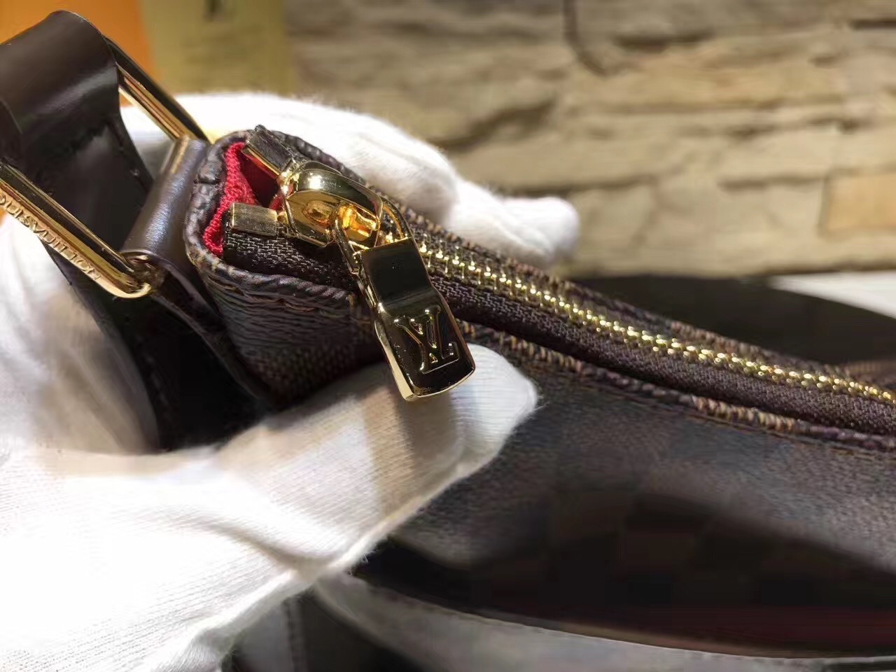 LV BLOOMSBURY BAG N42251