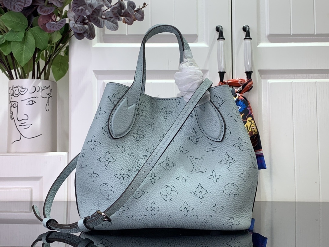LV BLOSSOM m21849