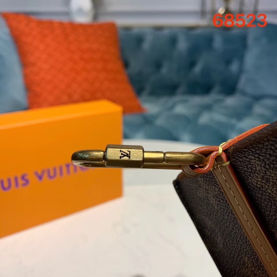 LV BOX PHONE CASE M68523