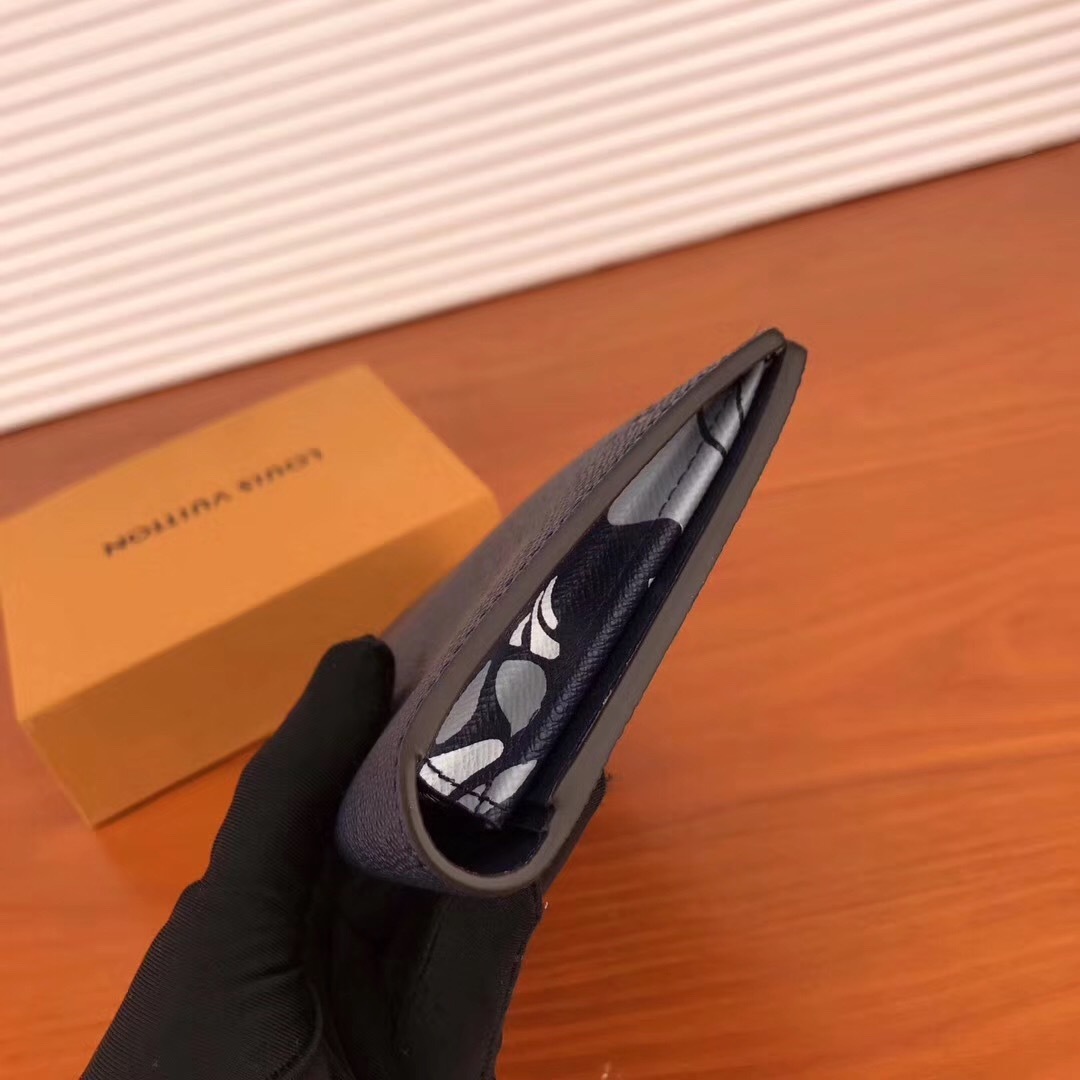 LV Brazza wallet M30161