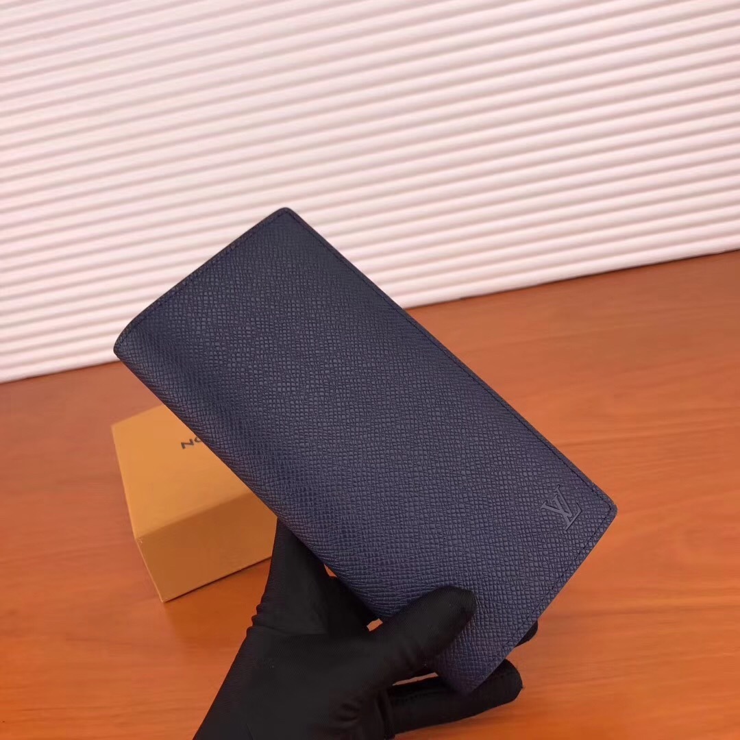 LV Brazza wallet M30161