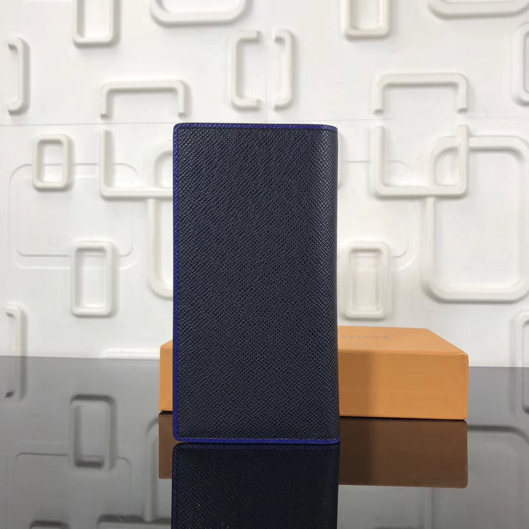 LV Brazza wallet M30558