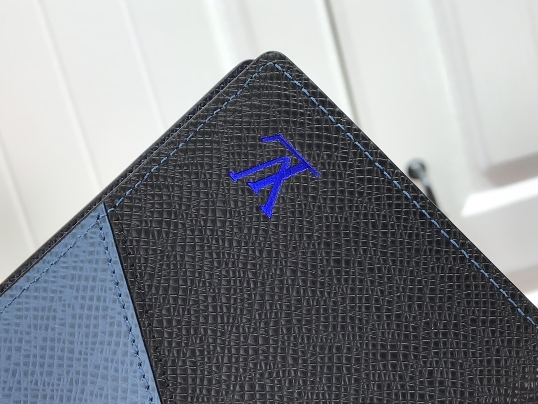 LV BRAZZA wallet M30713 