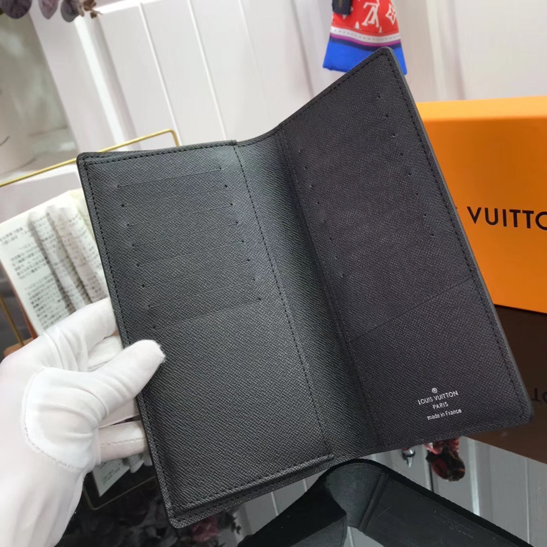 LV BRAZZA wallet M32572