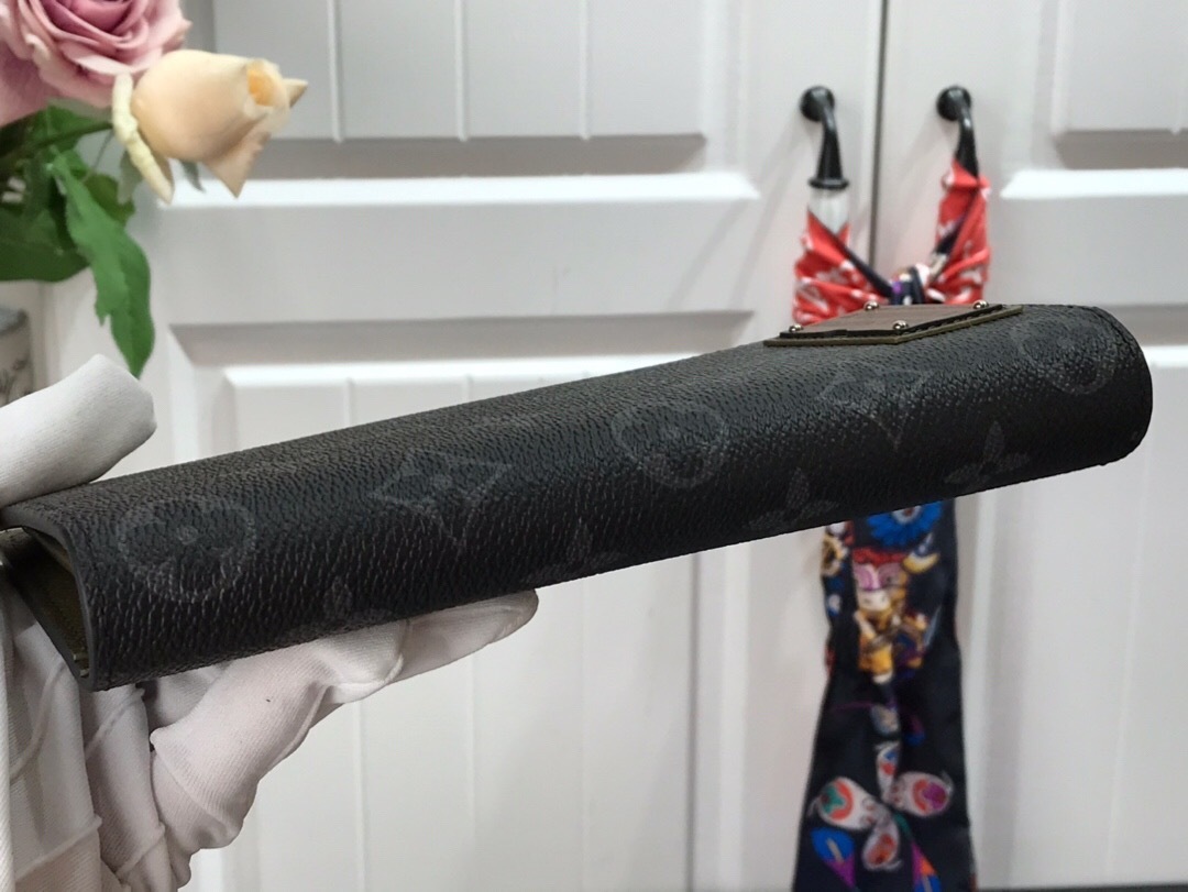 LV BRAZZA wallet M61697