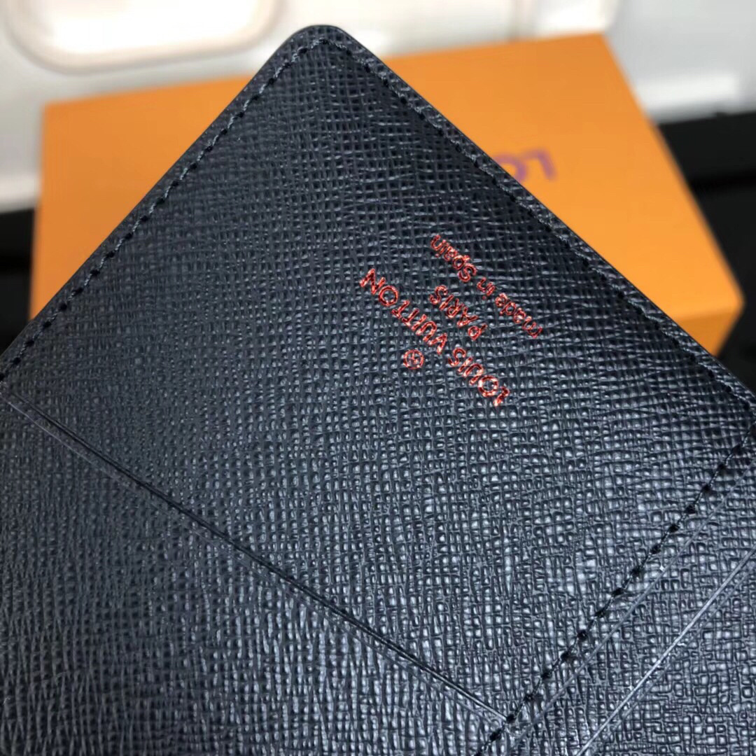 LV Brazza wallet M62893