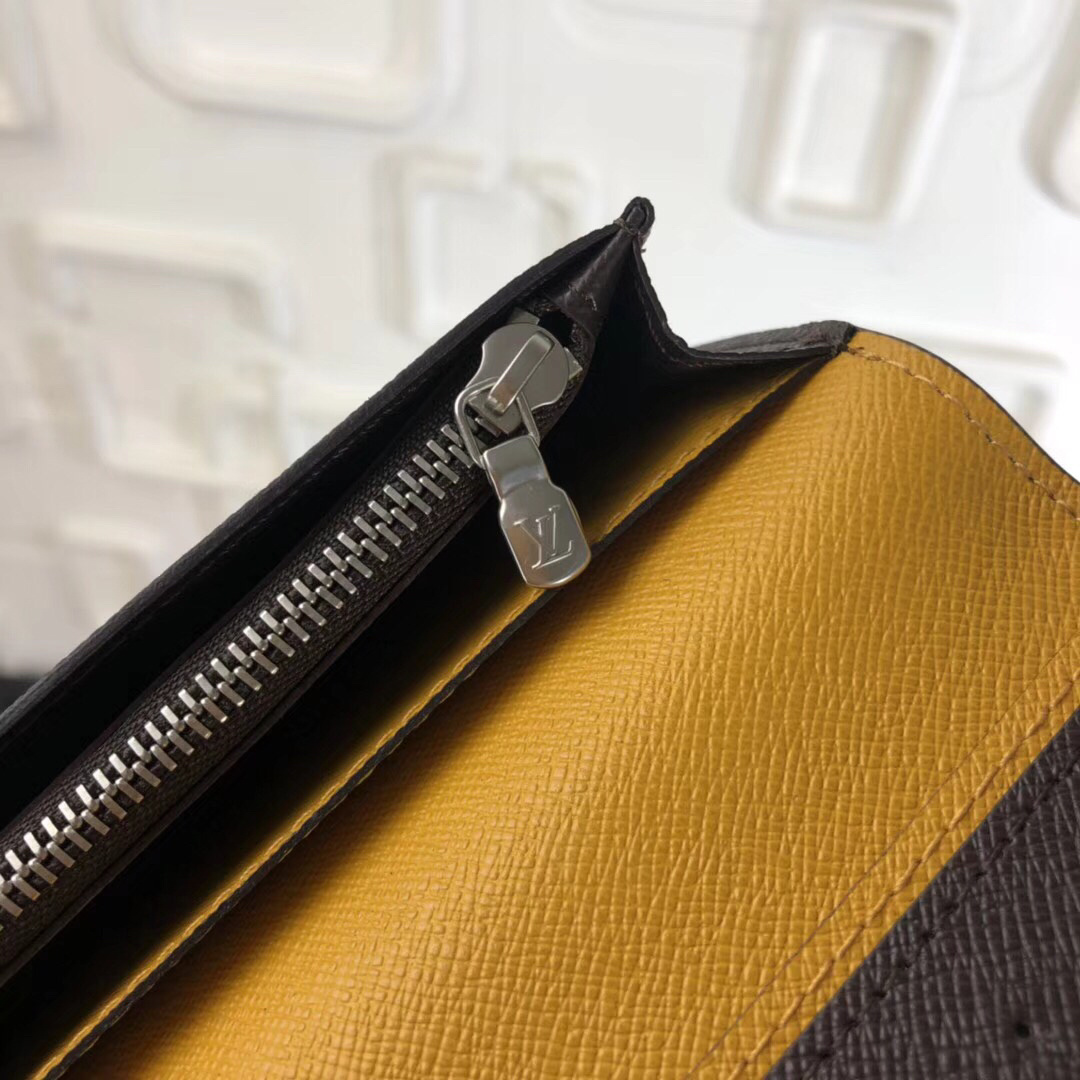 LV Brazza wallet M62911