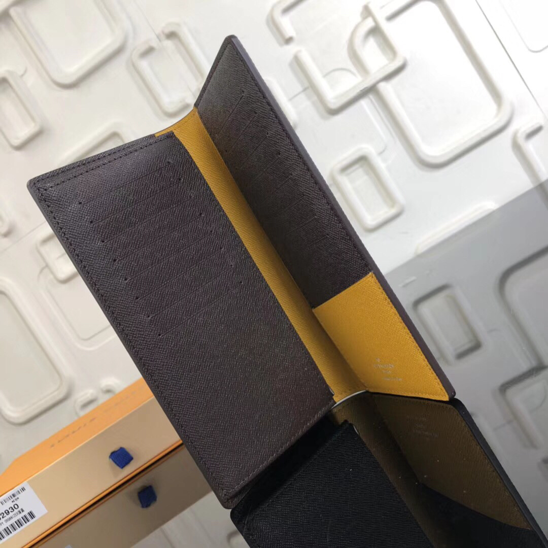 LV Brazza wallet M62911