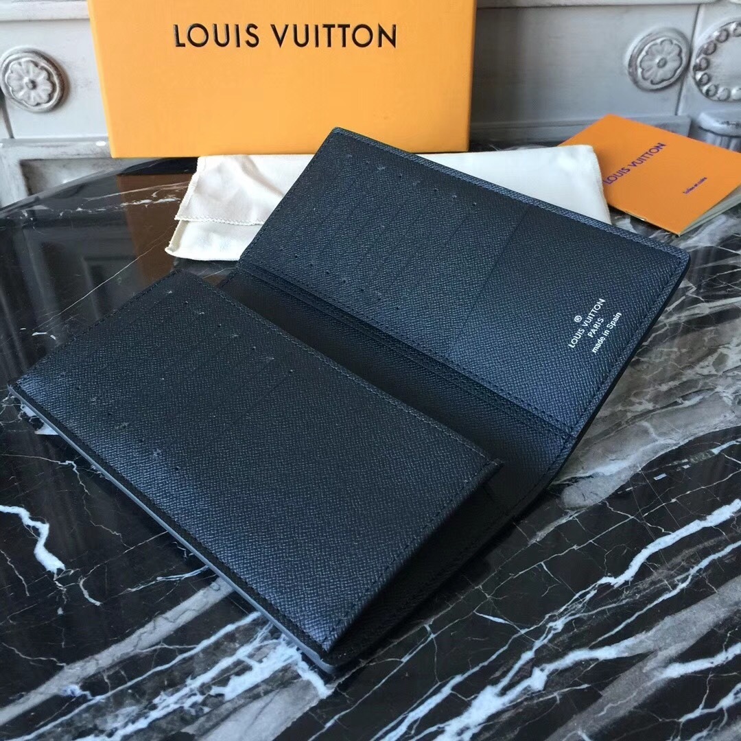 LV Brazza wallet M63027