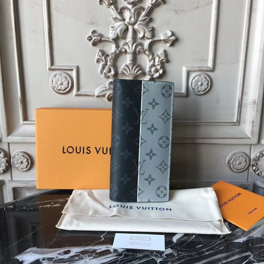 LV Brazza wallet M63027