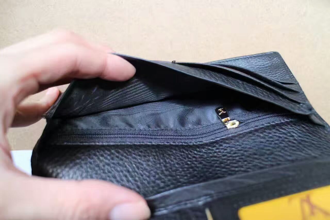 LV Brazza wallet M66540