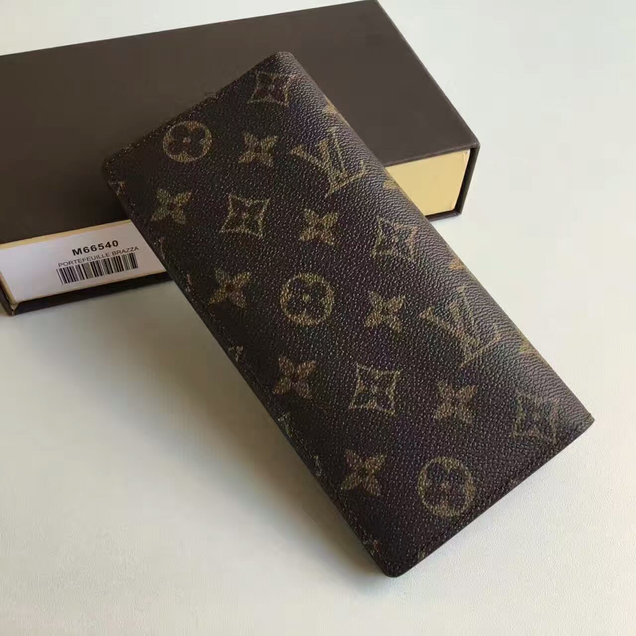 LV Brazza wallet M66540