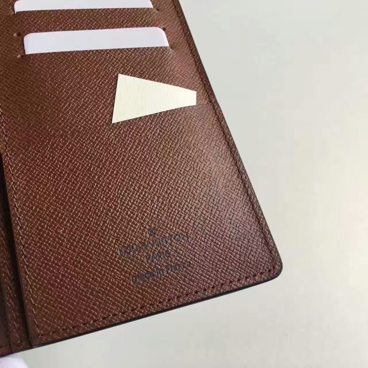 LV Brazza wallet M66540
