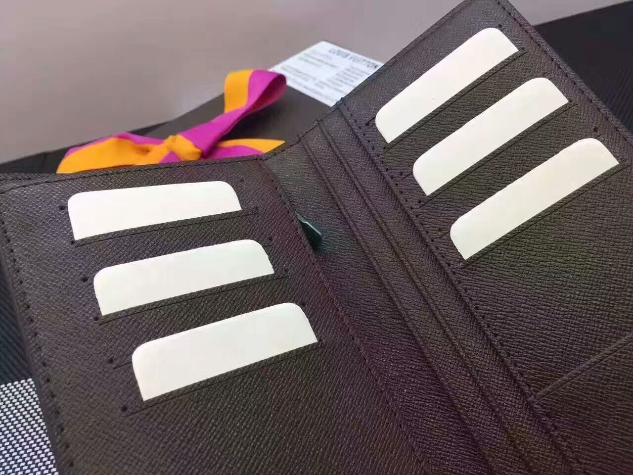 LV Brazza wallet M66540