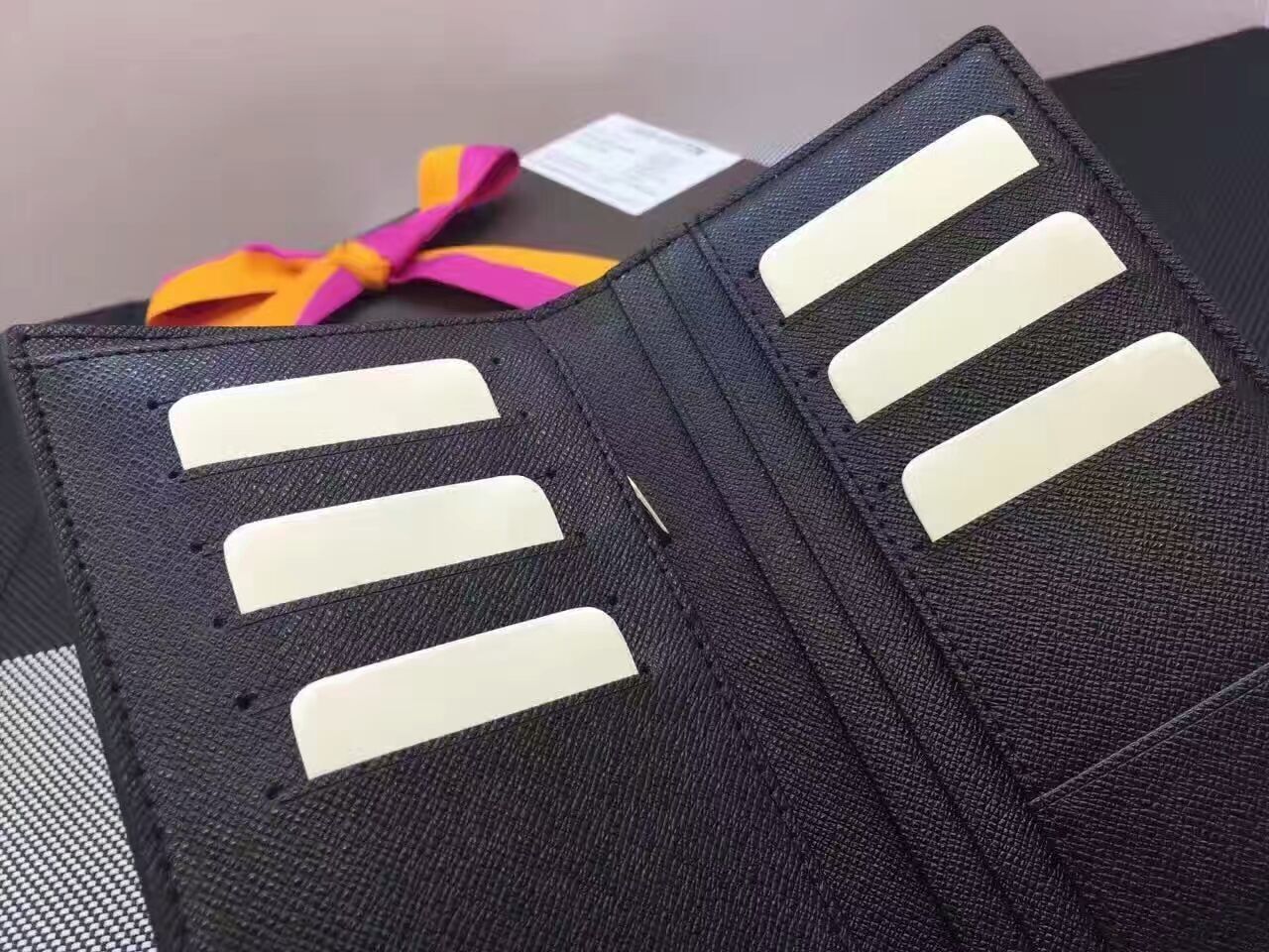 LV Brazza wallet M66540