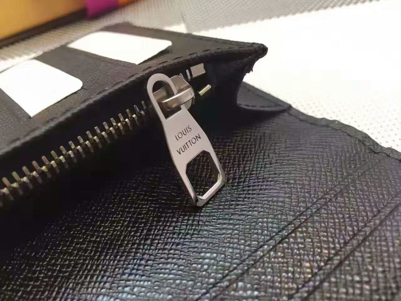 LV Brazza wallet M66540