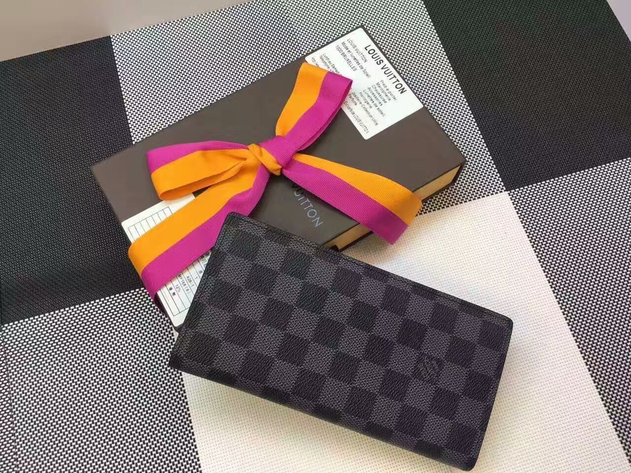 LV Brazza wallet M66540