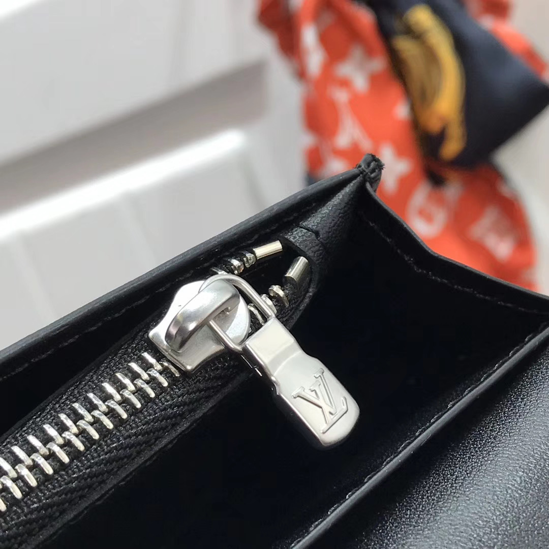 LV BRAZZA wallet M66540CB