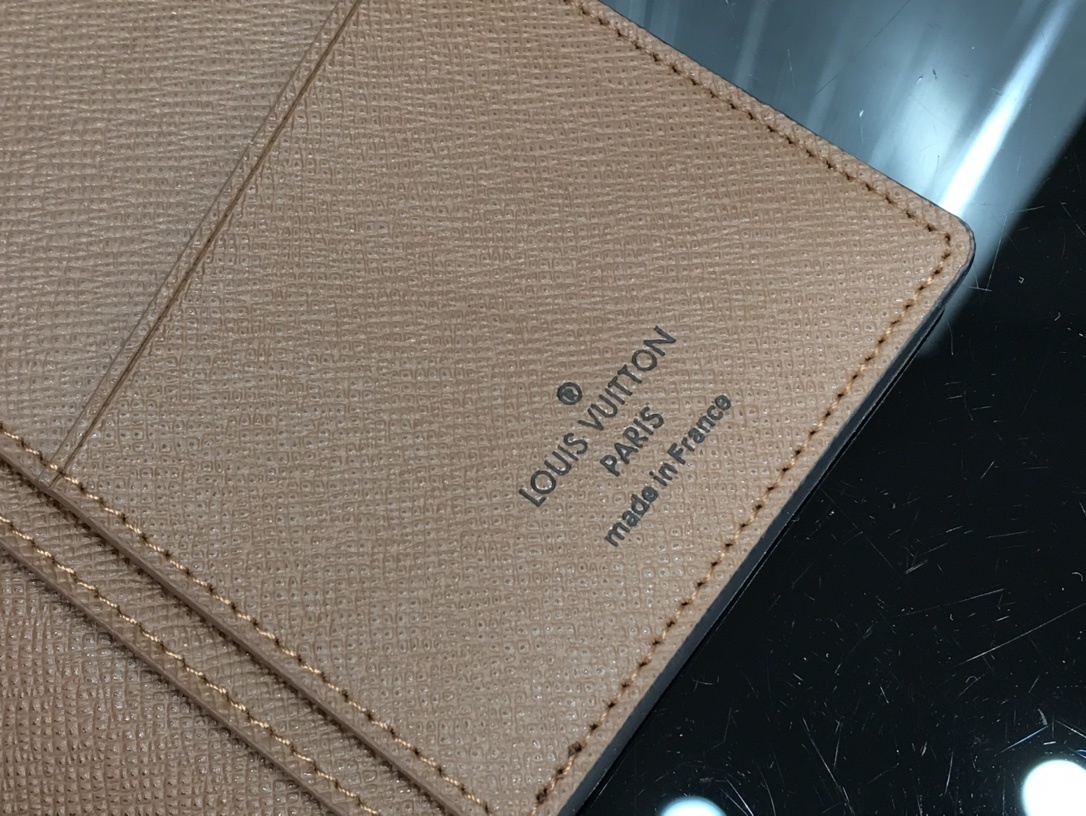 LV BRAZZA wallet M66540GZ