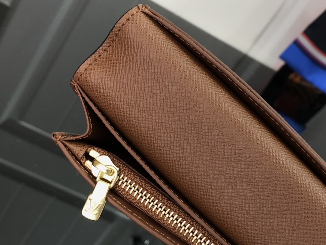 LV BRAZZA wallet M66540GZ